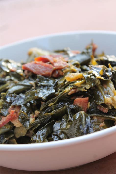 People with diabetes have to restrict carbohydrate intake and moderate blood sugar. The Best Soul Food Style Collard Greens - I Heart Recipes