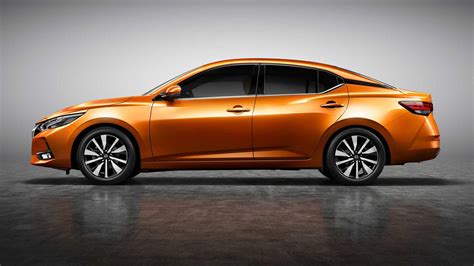 Next Generation Nissan Sentra Slices Through Air Like The Gt R Carbuzz