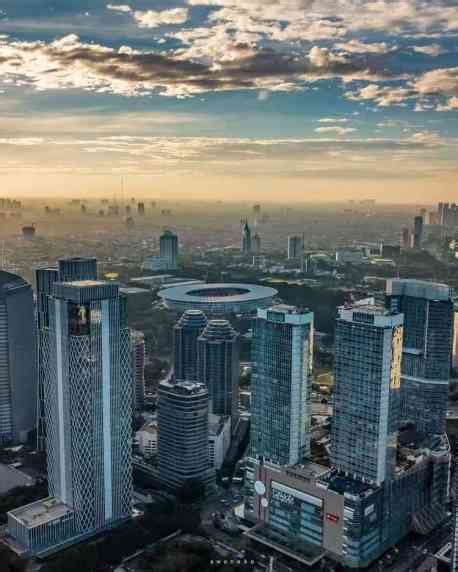 Itu tadi berbagai pilihan hotel murah di jakarta yang bisa menjadi alternatif penginapan murah. Jakarta Dengan Segala Cerita dan Destinasinya. Ada Sejarah ...