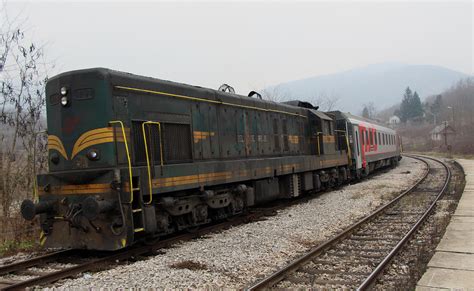 661 152 Ostrovica Serbian Railways 661152 Stands At Ostr Flickr