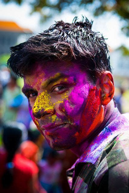 33 Beautiful Faces From This Years Holi Festival Holi Festival India