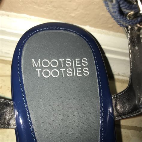 Mootsies Tootsies Shoes Mootsie Tootsie Blue Low Wedge Sandal Size