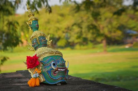 Premium Photo The Masked Part Of The Pantomime Khon Ramayana High Class Thai Art With