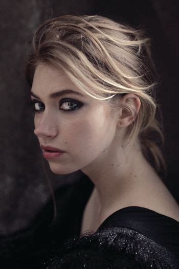 Imogen Poots Gets Funny With Images Imogen Poots Portrait Woman