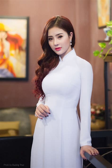 Pin On Vietnamese Long Dress Ao Dai