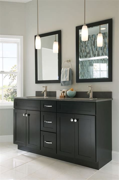 Bathroom vanities & cabinets, the bathroom vanity plays a very important role in drawing the overall look of your bathroom. Register for MyStyle Studio - KraftMaid Cabinetry ...