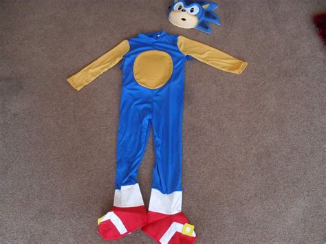 Bnwt Sonic The Hedgehog Fancy Dress Outfit Dressing Up Costume Ebay