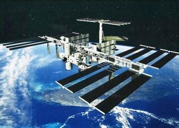 Optimist*innen machen anscheinend alles richtig: Bild zu: Raumfahrt: Nasa reduziert Auftrag für ISS-Kuppel ...