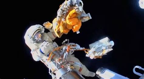 Russian Cosmonauts Wrap Up 65 Hour Spacewalk News Telesur English