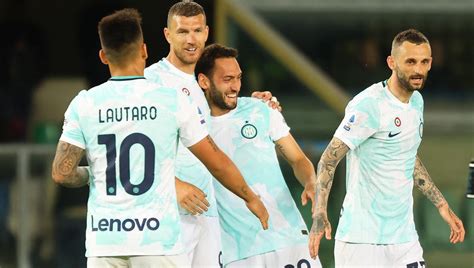 Serie A Il Weekend Degli Scontri Diretti Per La Champions La Repubblica