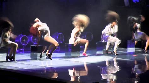 Beyonce Live Dance For You Youtube