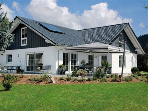 Komfortable und gemütliche ferienwohnungen laden ein zum entspannnen, wohlfühlen und zeit miteinander zu verbringen. Kundenhaus - Plan 296.5 von SchwörerHaus KG
