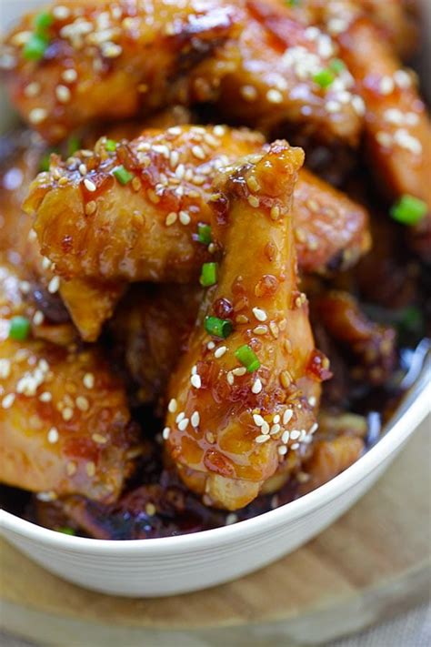 Learn about the calories in the breasts, thighs, wings, and drumsticks of a chicken with and without skin. Crock Pot Chicken Wings (The Best Slow Cooker Wings ...