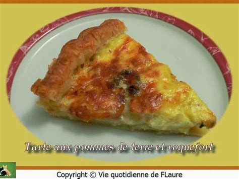 Autre avantage non négligeable de cette recette, cette tarte fine aux pommes se prépare sans moule à tarte, elle se cuit tout simplement sur la. tarte-aux-pommes-de-terre-et-roquefort.640x480.jpg