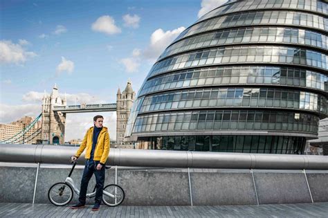 The forces involved in accelerating a motorcycle. folding, chainless, electric JIVR bike enables ibeacon technology