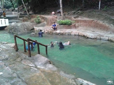 Taman negara teluk bahang is generally a very safe place, but in recent years there have been a few episodes of drowning and mugging at the camping areas near pantai kerachut and monkey beach. Taman Rimba Teluk Bahang - Camping178 ~ 一起去露營吧!!