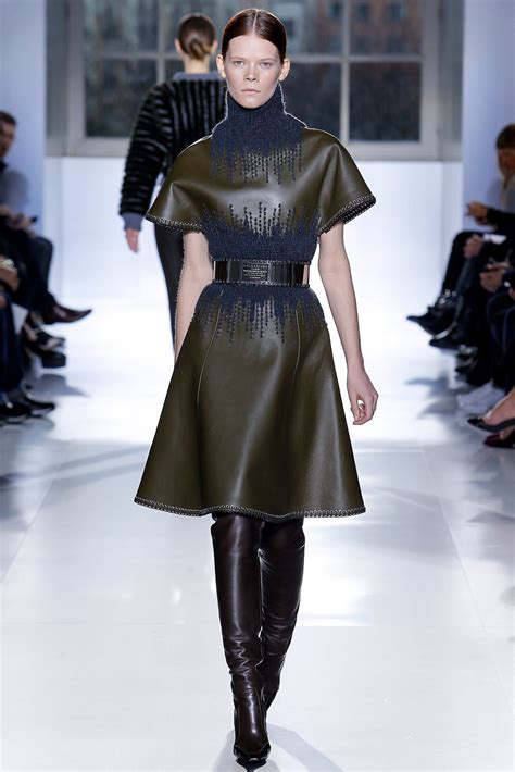 Balenciaga Fall 2014 Ready To Wear Fashion Show Collection Paris