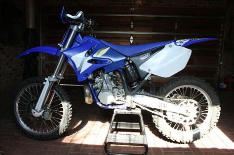 Parts of the carburetor and what they do. Motocross Bikes - YAMAHA YZ 250 Two - Stroke MX bike was ...