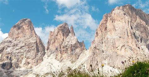 Best Dolomites Hiking Tours 10adventures