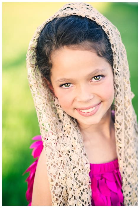 Skylars Rustic Fashion Photo Shoot Louisville Child Model