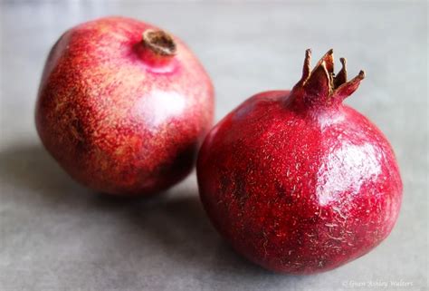 Egypt Fresh Pomegranate Fruit For Wholesale Buy Pomegranate