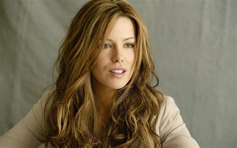 Kate Beckinsale Full Hd Wallpaper And Background Image 1920x1200 Id