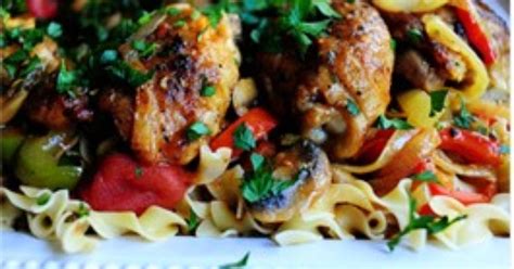 I served this with pioneer woman's crash hot potatoes and a simple vegetable platter. The Pioneer Woman's Chicken Cacciatore | Chicken ...