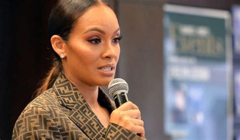 ‘your Bae Evelyn Lozada Hints At A New Man In Her Life And Fans Have