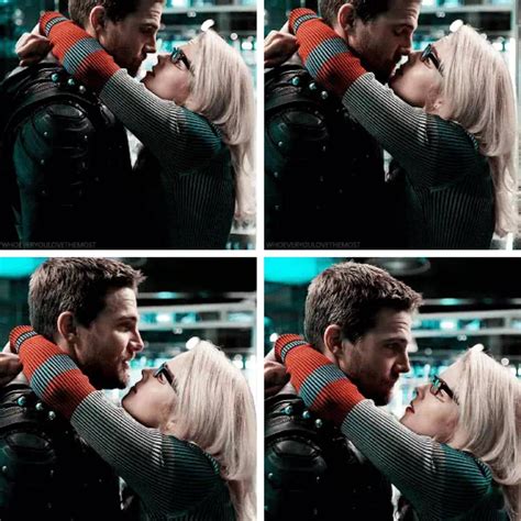 Oliver And Felicity Season 6 Arrow Oliverqueen Felicitysmoak Olicity Stephenamell