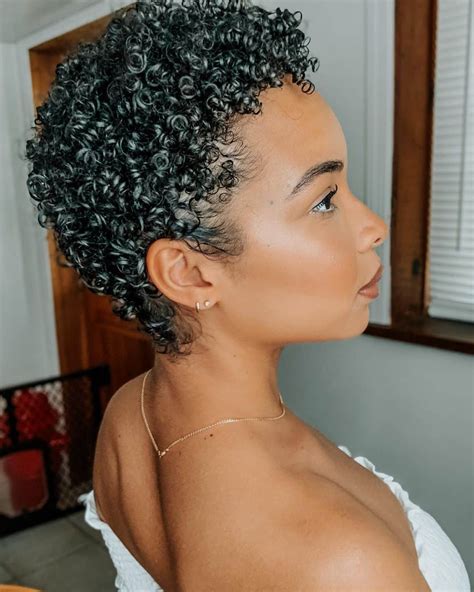 29 most flattering short curly hairstyles to perfectly shape your curls