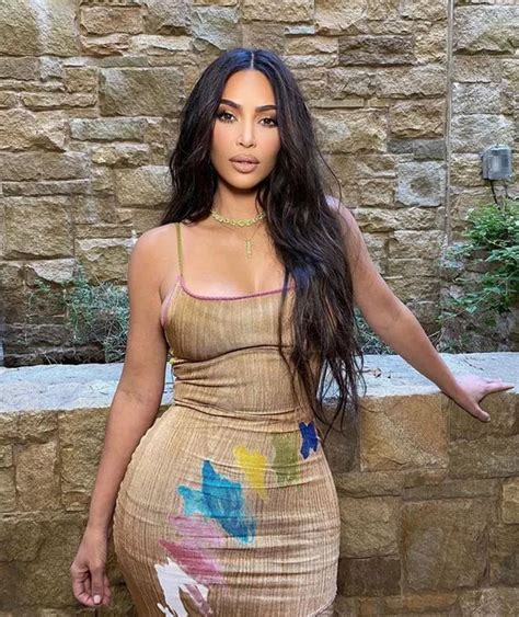Kim Kardashian Flashes Cleavage As She Puts On Nude Display In Clingy Minidress Daily Star