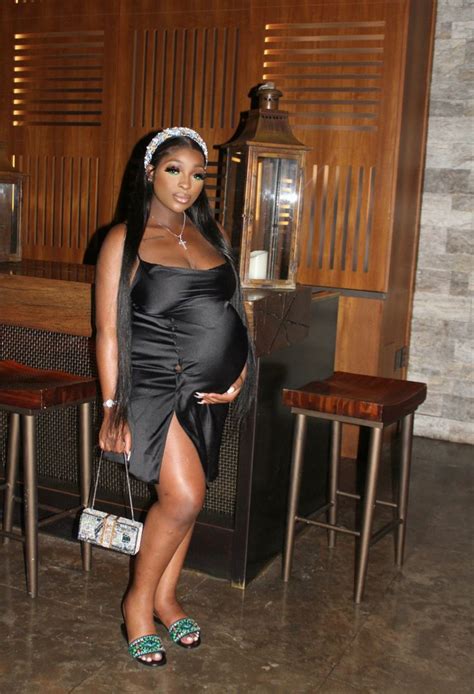 pin by shadeira johnson on maternity photoshoot outfits in 2022 pregnant black girl stylish