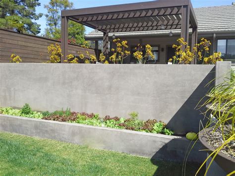 Simple Concrete Retaining Wall Backyard Garden Ideas Landscaping