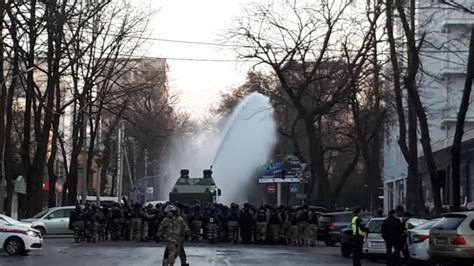 Protesters Dispersed In Bishkek By Riot Police Akipress News Agency