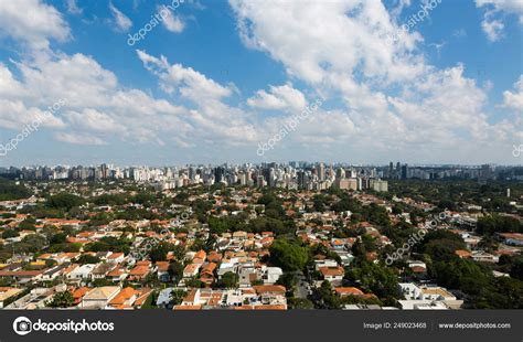 Aerial View Of Sao Paulo Brazil — Stock Photo © Willbrasil21 249023468