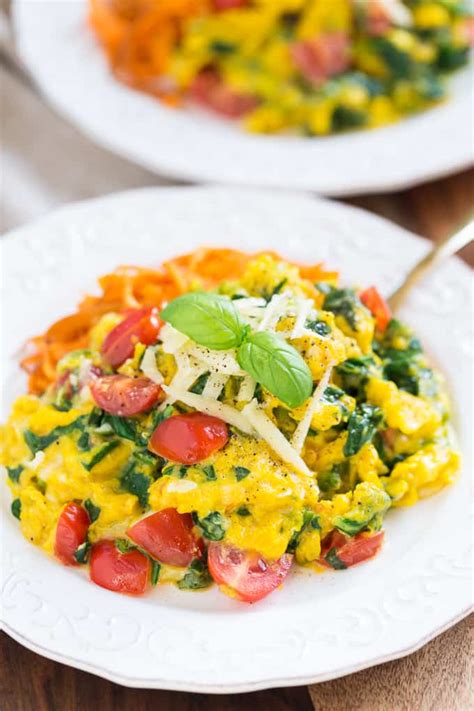 Veggie Scrambled Eggs With Aged White Cheddar Easy And Healthy