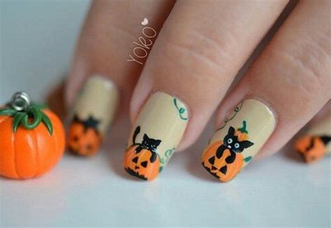 50 Cool Halloween Nail Art Ideas Cuded Cat Nail Art Pumpkin Nails