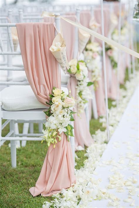 Most Popular Aisle Decorations For Your Wedding Trendy Wedding
