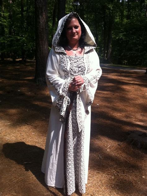Image Result For Priestess Robes Priestess Fashion Priesthood