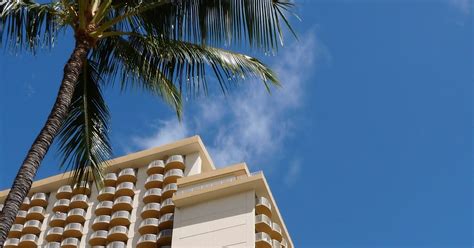 Schecktrek Aston Waikiki Beach Hotel