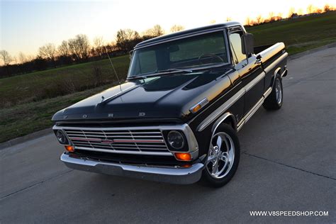 1969 Ford Thunders Truck 1969 Ford F100 On 2002 Lightning Chassis