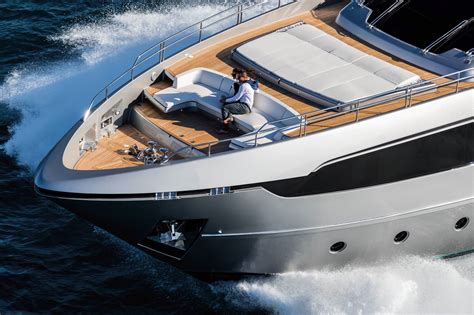 This Is The New Riva Corsaro 100 Ft A New Amazing Méga Yacht From The