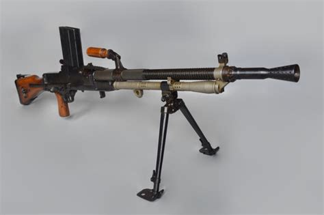 Deactivated 792mm Zb30 Mg30t Frontkampfer45