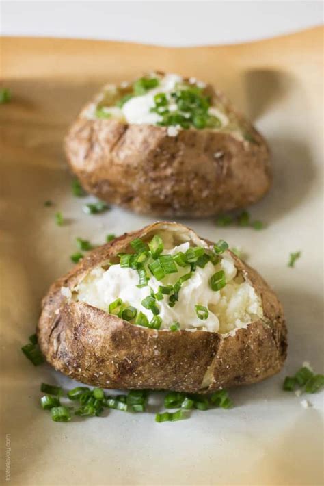 Alternatively, you can cut a deep x onto the top of the potato, using a knife. Steakhouse Style Baked Potato — Tastes Lovely