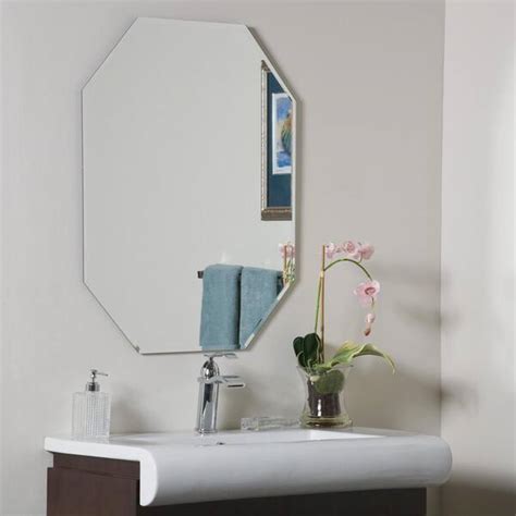 Decor Wonderland 24 In W X 32 In H Frameless Octagon Beveled Edge Bathroom Vanity Mirror In