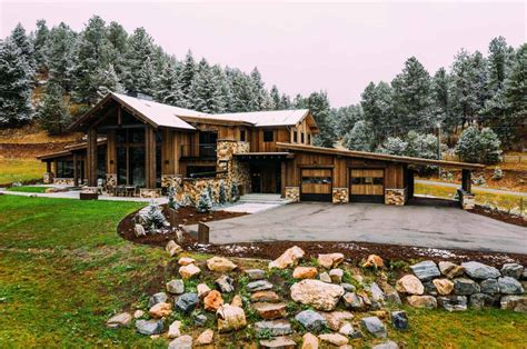 Rustic Ranch House With A Bike Barn In Colorado Handlebar Ranch