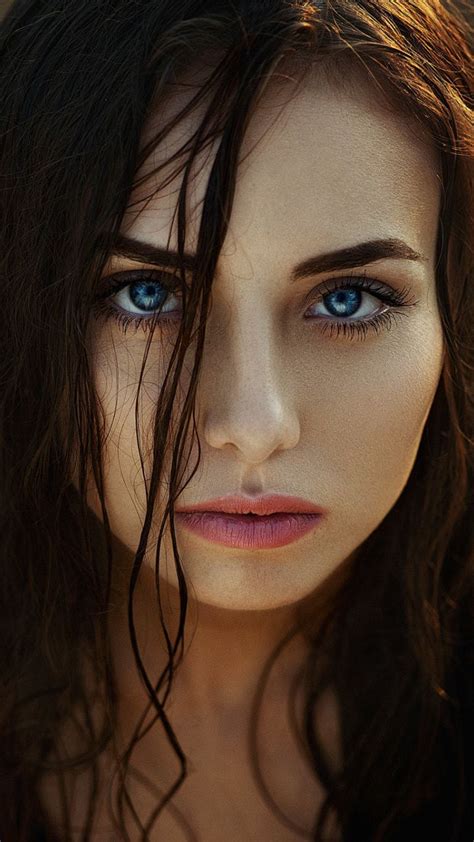 Woman Portrait Gorgeous Blue Eyes 720x1280 Wallpaper Gorgeous Eyes