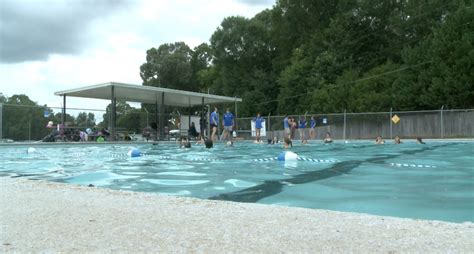 Many Still Hesitant To Make A Splash In Public Pools Ymca Says Yes