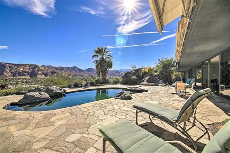 Best Palm Springs Airbnbs And Rentals With Pools