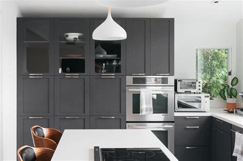 The best kitchen cupboard paint uk 2021. Modern Kitchen Grey Cabinets Wood Floor / Modern Kitchen ...